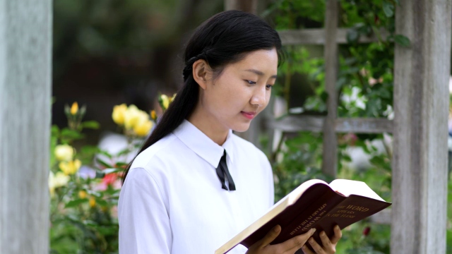 διάκριση του αληθινού Χριστού από τους ψευδείς